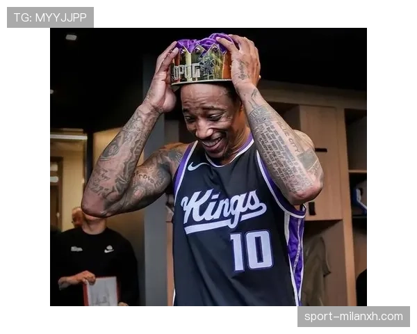 德罗赞高效中距离投篮拉开进攻空间明显优于拉文