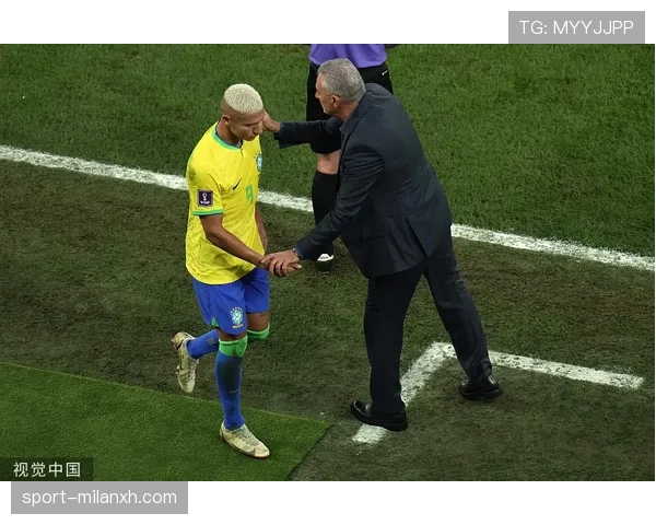 维尼修斯：从低效边锋到顶级爆点的成长轨迹解析